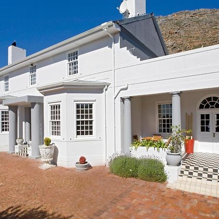 Готель Capeblue Manor House Мізенберґ Екстер'єр фото